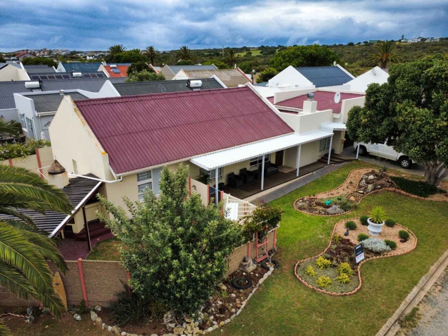 3 Bedroom Property for Sale in Stilbaai Wes Western Cape